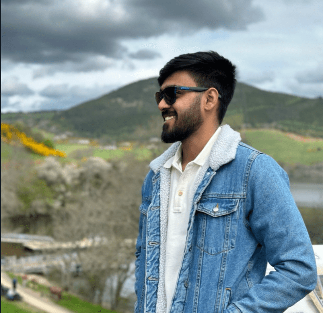  Ayush saxena